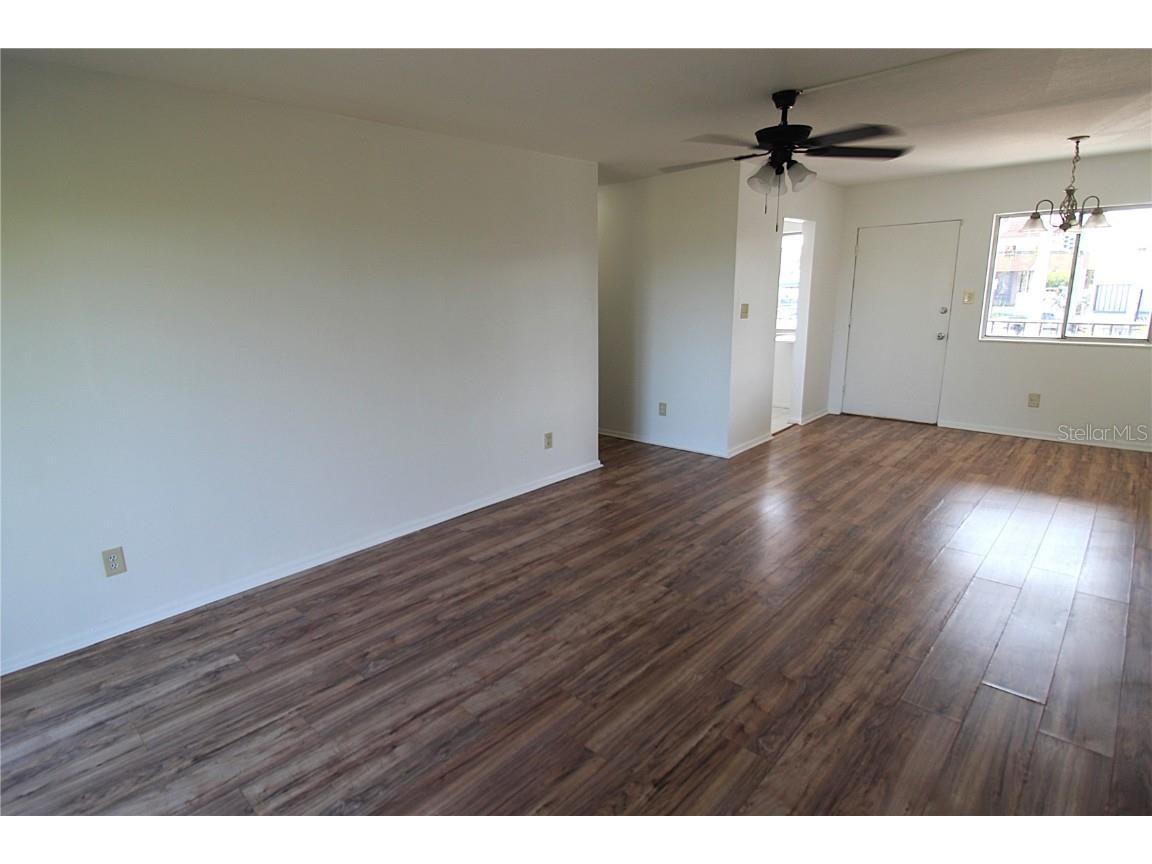 3101 Bee Ridge Road #215 Sarasota FL 34239 A4675531 image7