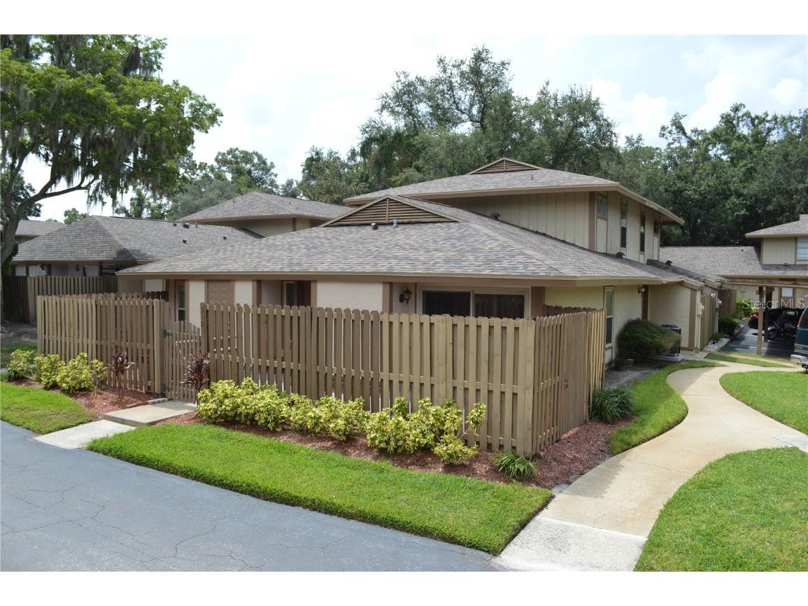 3101 Creekglen Court Brandon FL 33511 T3543622 image1