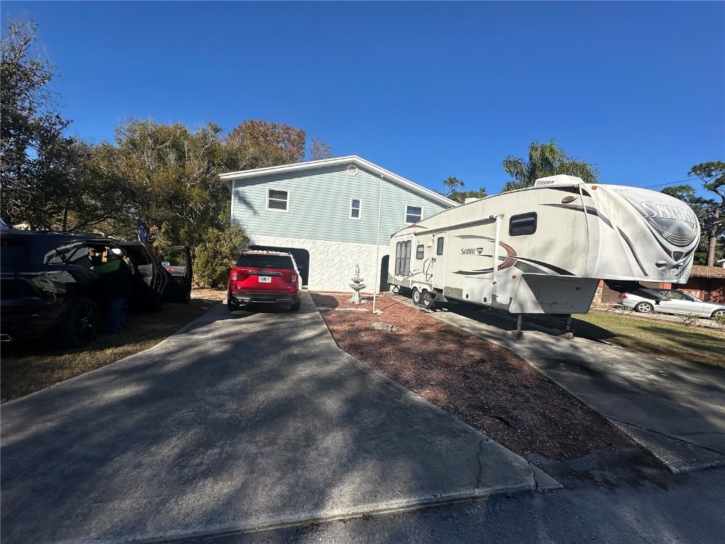 3101 N Canal Drive Palm Harbor FL 34684 W7877605 image1