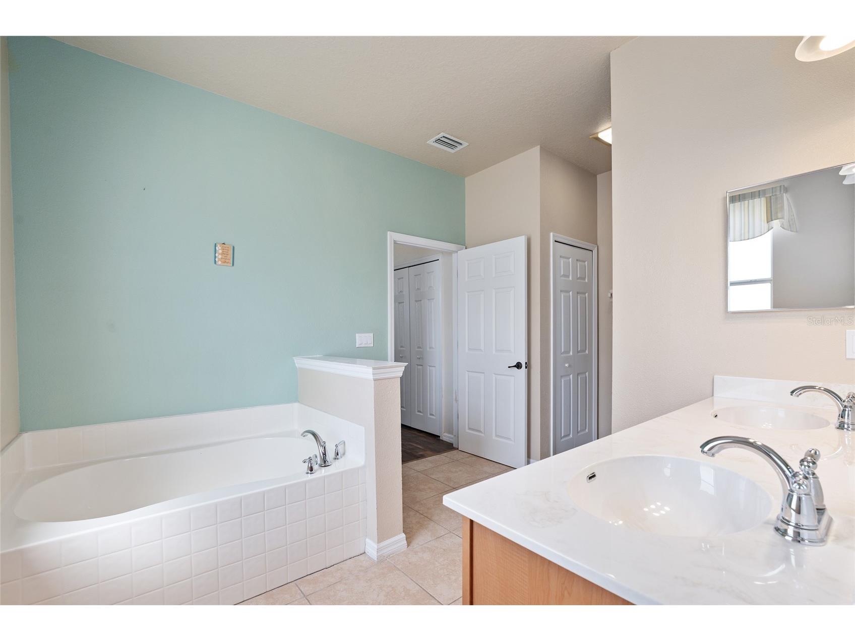 3101 NE 24 Place Ocala FL 34470 OM718692 image46