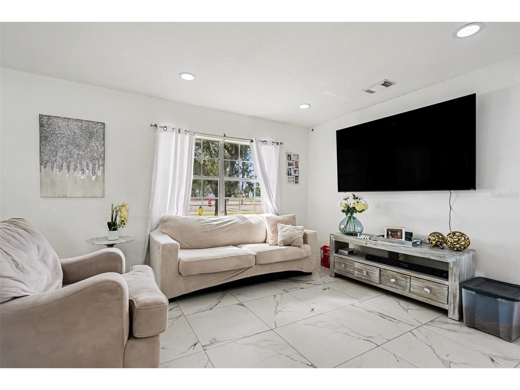 3101 S Kings Avenue Brandon FL 33511 TB8495146 image34