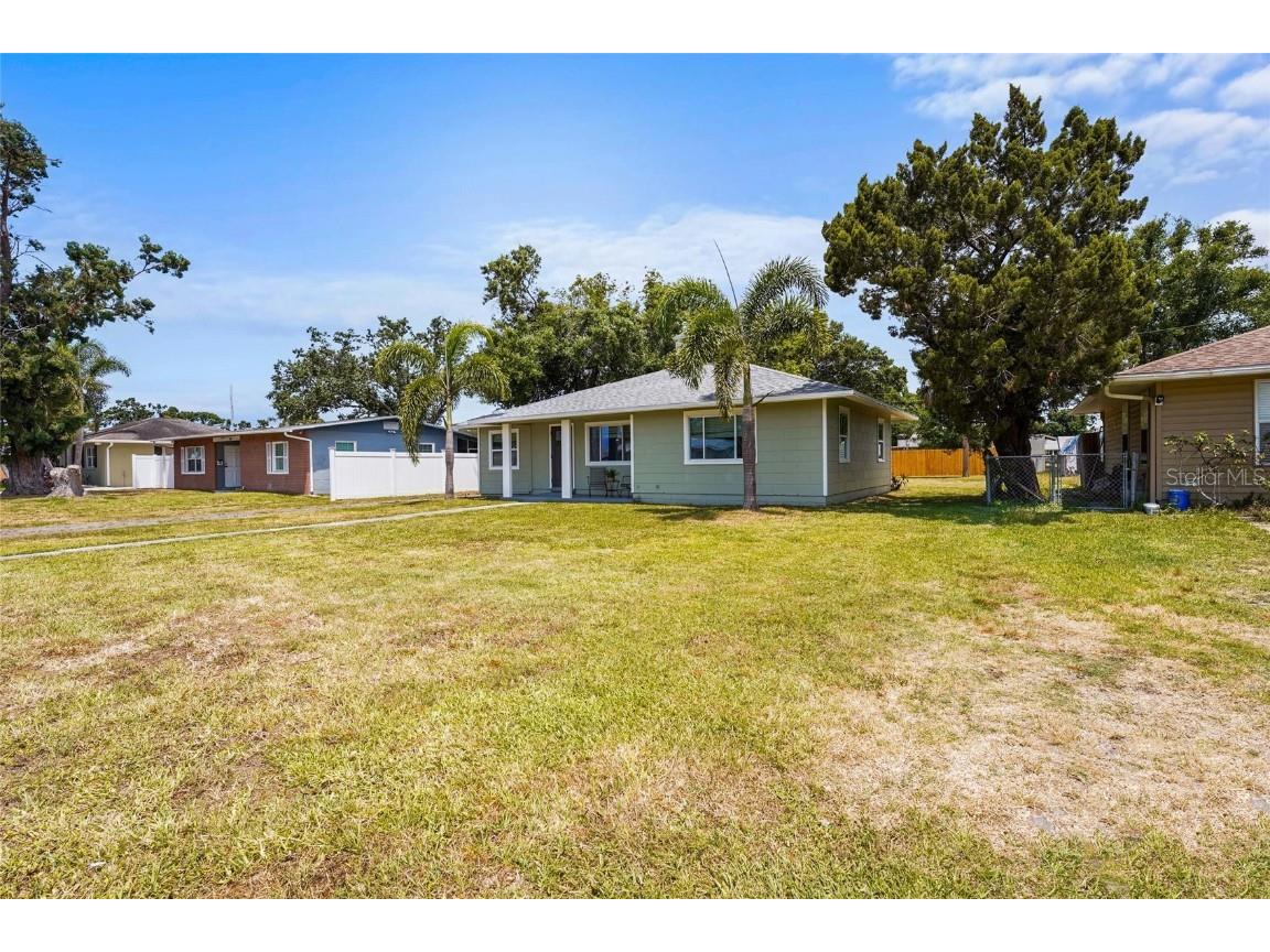 3102 16th Avenue W Bradenton FL 34205 A4671797 image35