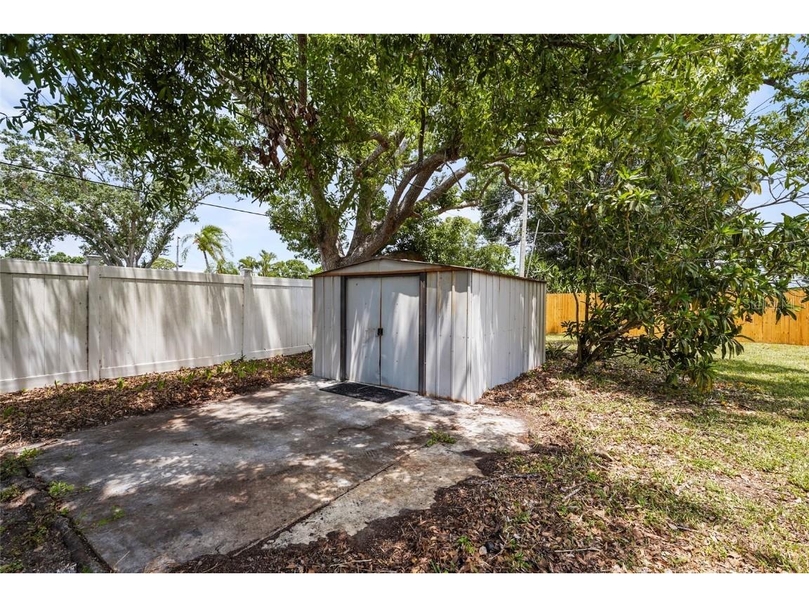 3102 16th Avenue W Bradenton FL 34205 A4671797 image40