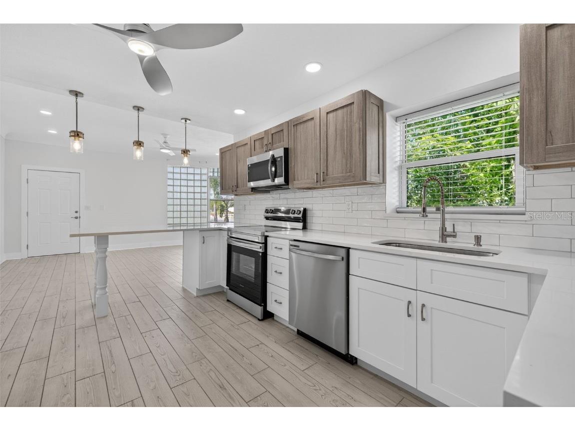 3102 Dupont Street S Gulfport FL 33707 TB8439347 image11