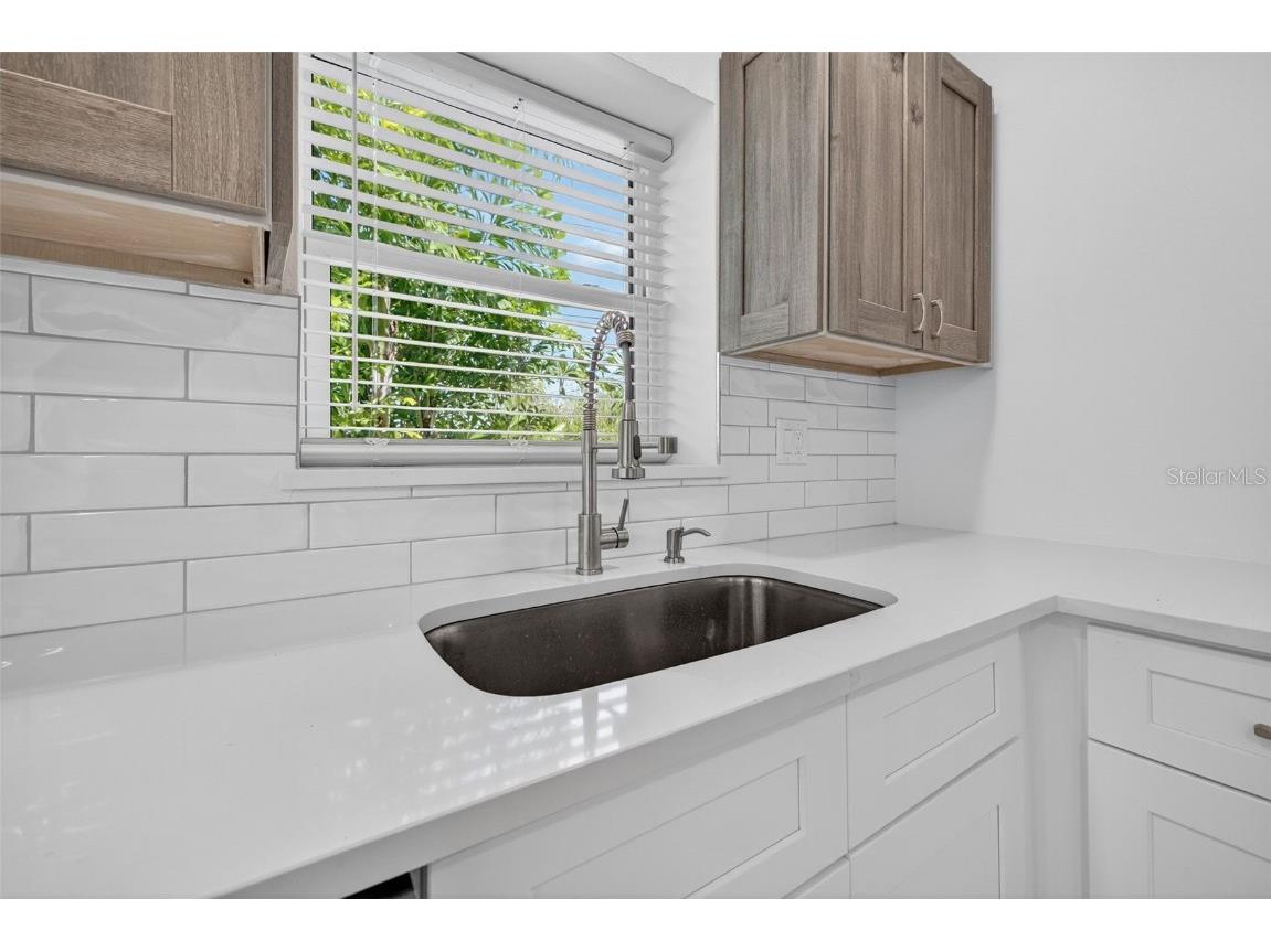 3102 Dupont Street S Gulfport FL 33707 TB8439347 image12