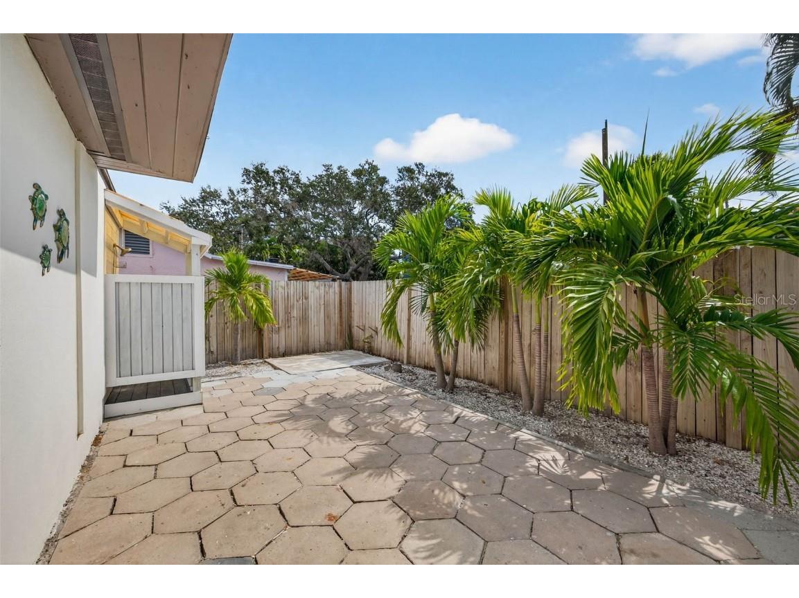 3102 Dupont Street S Gulfport FL 33707 TB8439347 image22