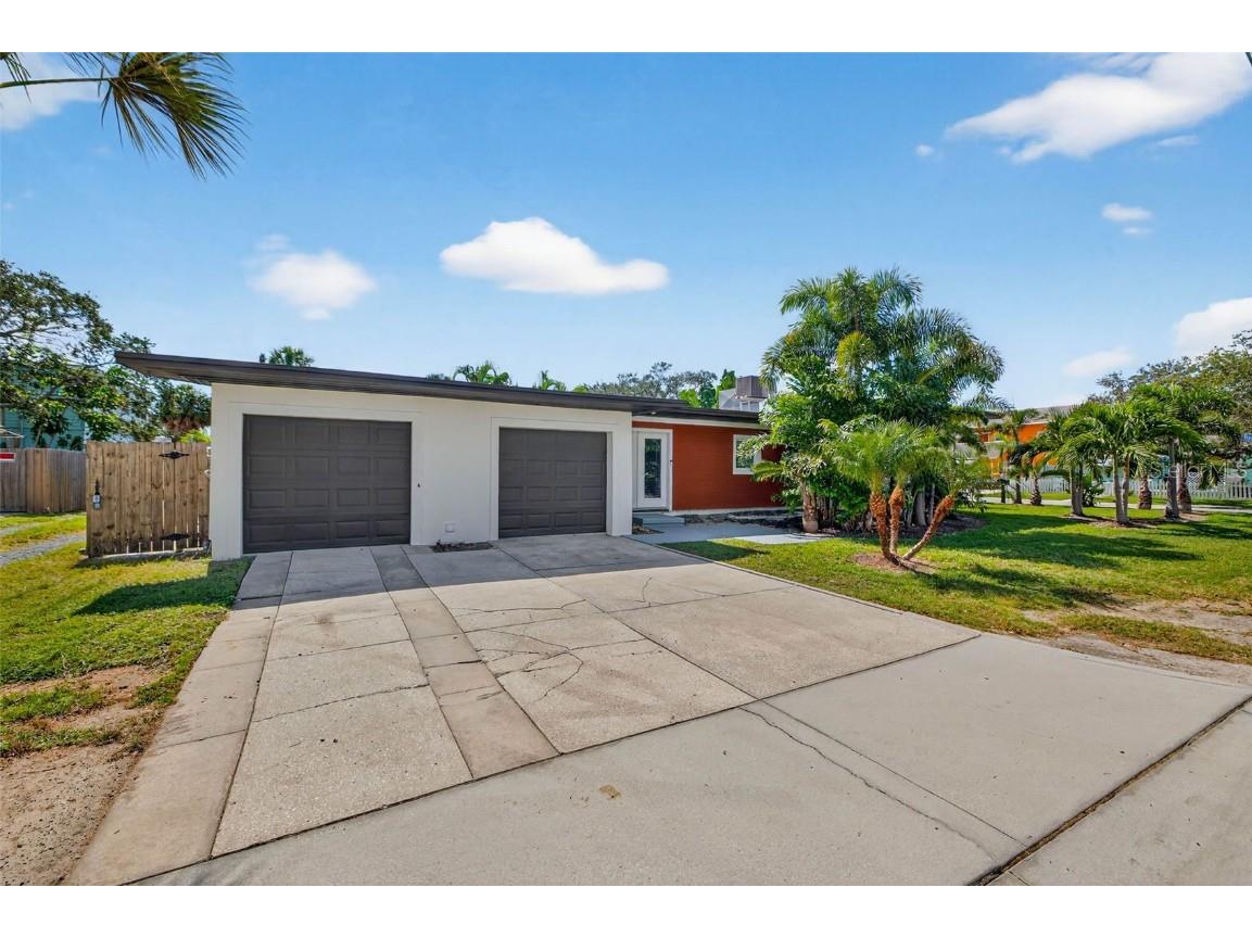 3102 Dupont Street S Gulfport FL 33707 TB8439347 image4