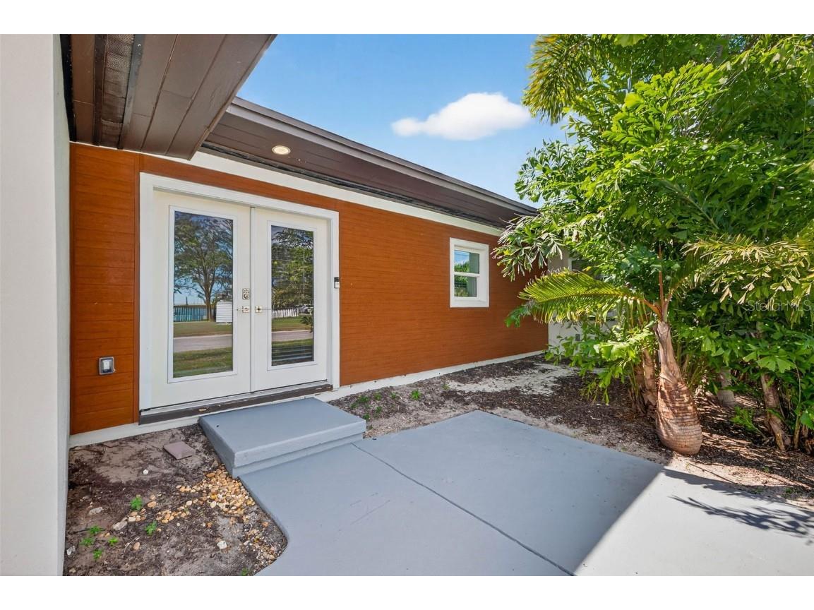 3102 Dupont Street S Gulfport FL 33707 TB8439347 image5