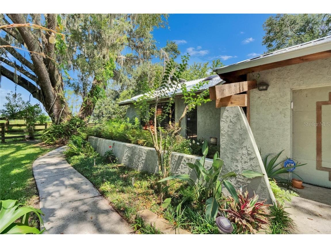 3102 E Trapnell Road Plant City FL 33566 TB8403132 image4