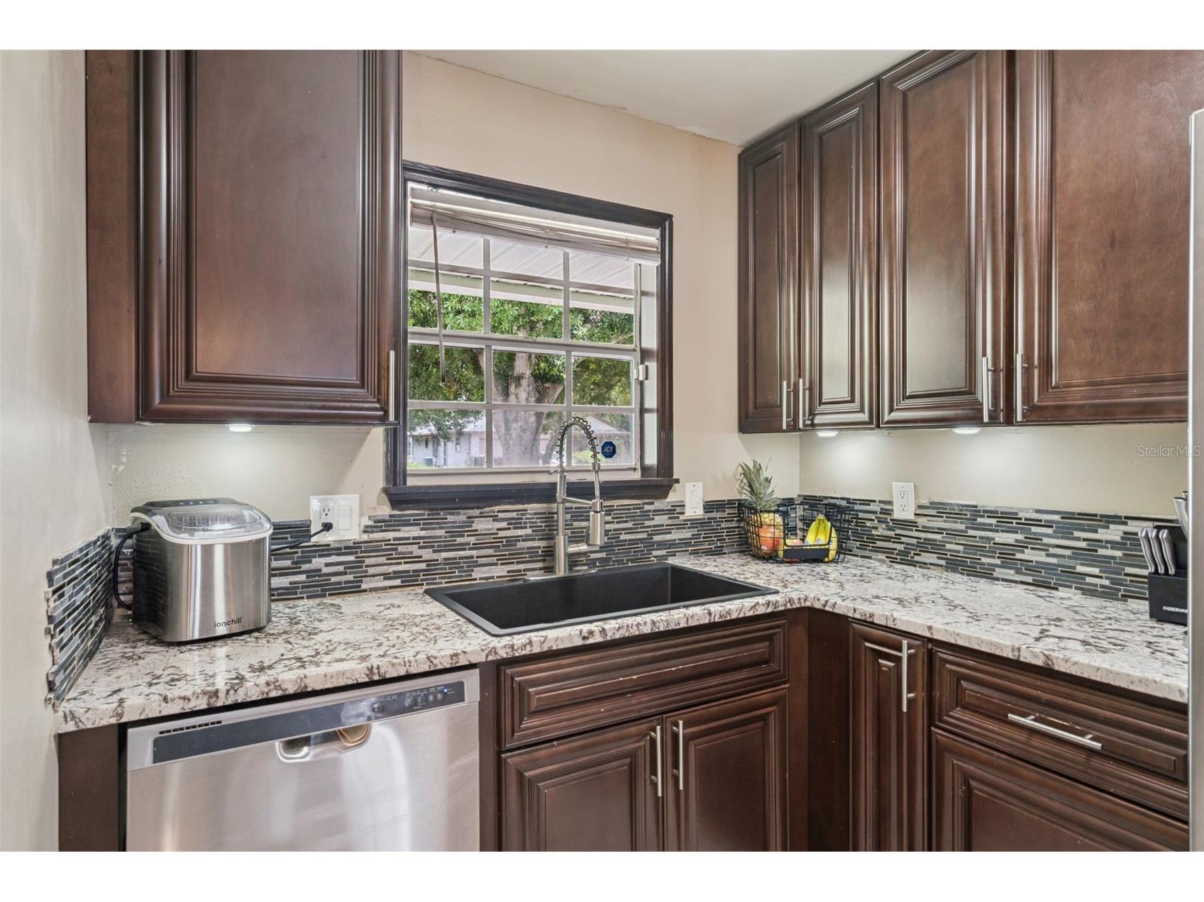 3102 Garden Court Saint Cloud FL 34769 O6411880 image5