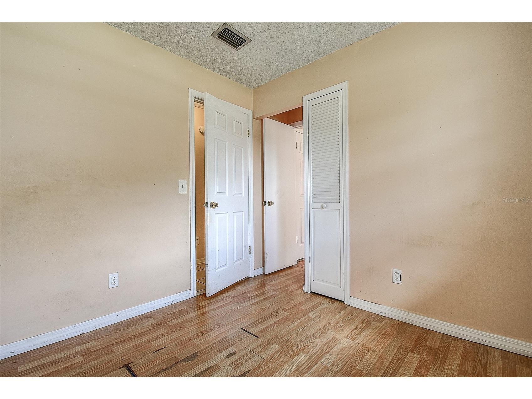 3102 Old Spring Place Tampa FL 33618 TB8480604 image32