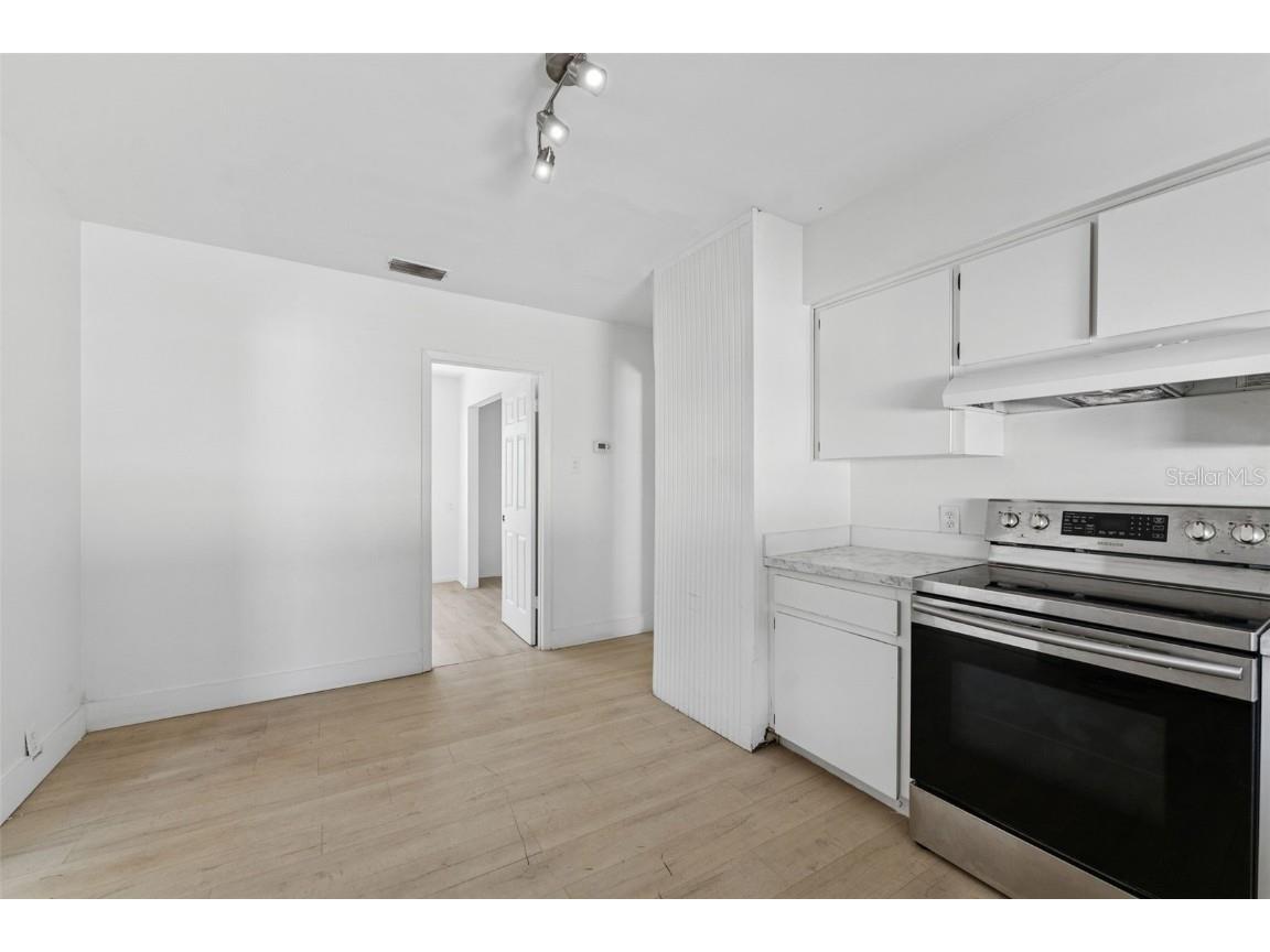 3102 W Leroy Street #A Tampa FL 33607 TB8430743 image12