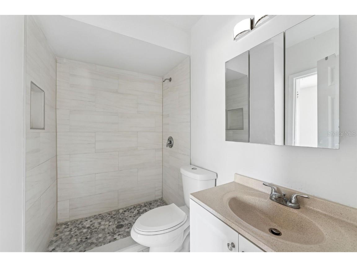 3102 W Leroy Street #A Tampa FL 33607 TB8430743 image15