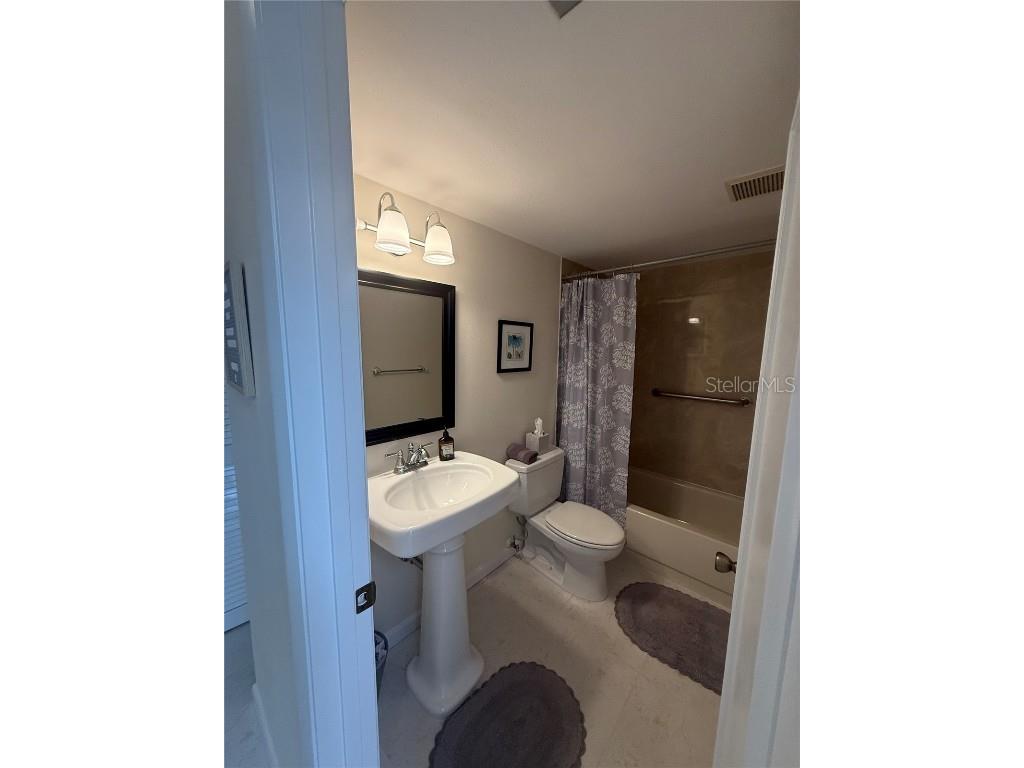 3102 Windrush Bourne #4 Sarasota FL 34235 A4662981 image17