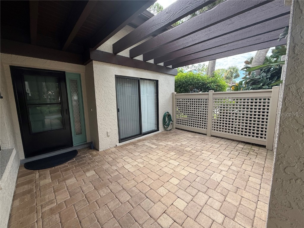 3102 Windrush Bourne #4 Sarasota FL 34235 A4662981 image2