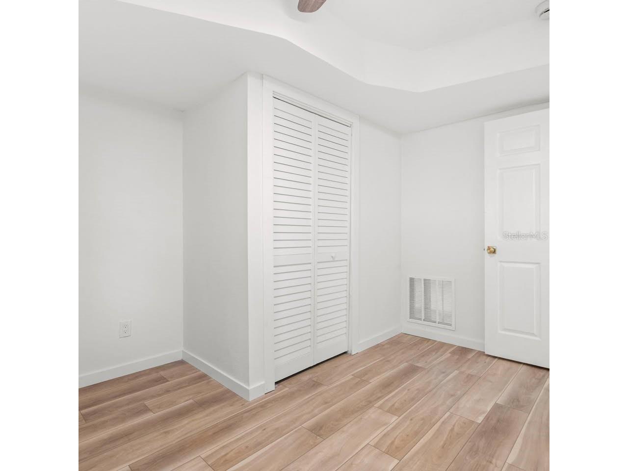 3101 16th Street N Saint Petersburg FL 33704 TB8509365 image12
