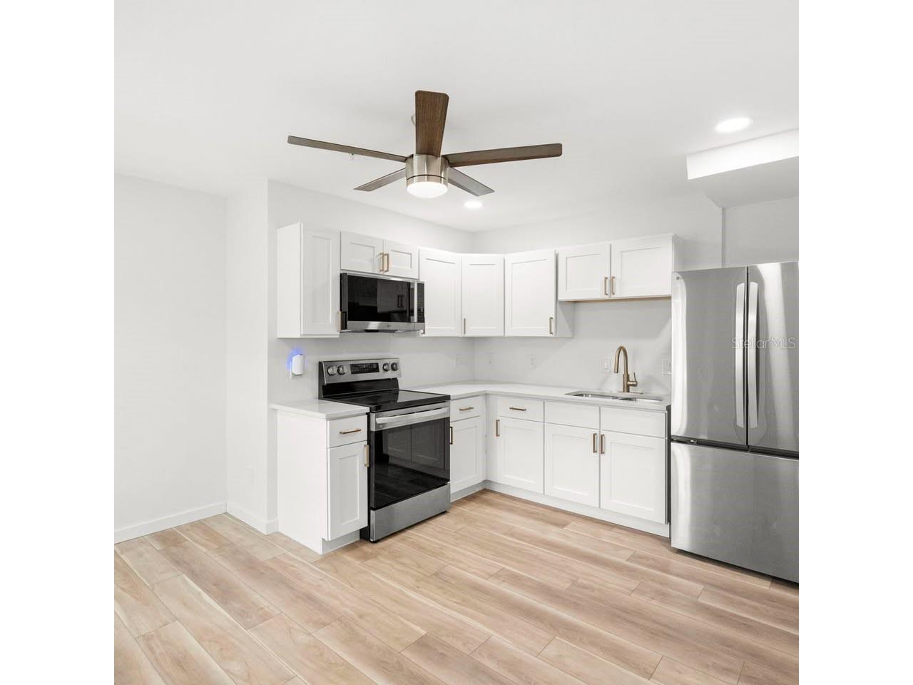 3101 16th Street N Saint Petersburg FL 33704 TB8509365 image6