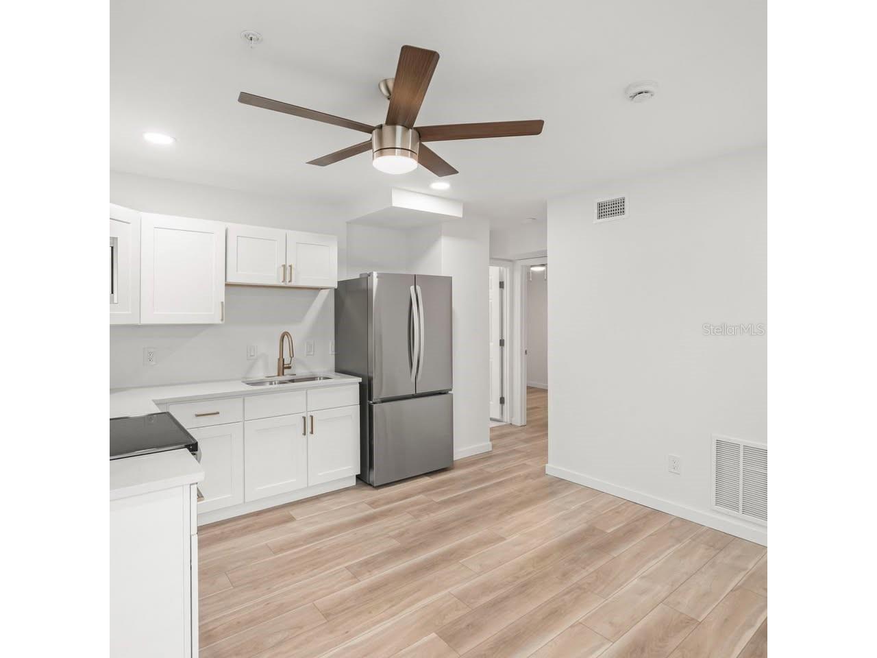3101 16th Street N Saint Petersburg FL 33704 TB8509365 image7