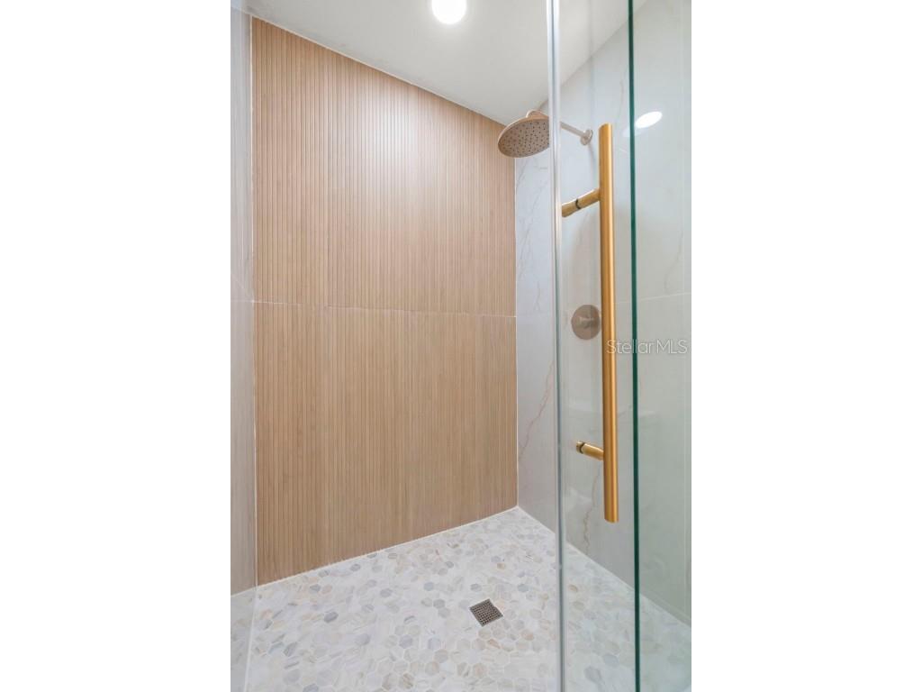 3103 16th Street N Saint Petersburg FL 33704 TB8449162 image11