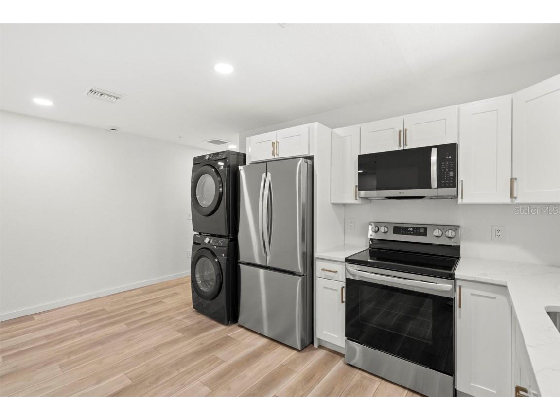 3103 16th Street N Saint Petersburg FL 33704 TB8449162 image22