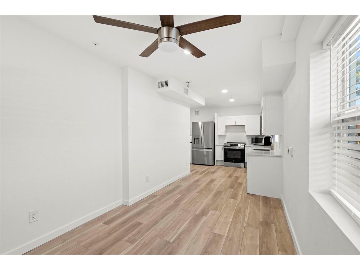 3103 16th Street N Saint Petersburg FL 33704 TB8449162 image35