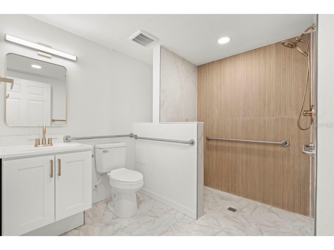 3103 16th Street N Saint Petersburg FL 33704 TB8449162 image41