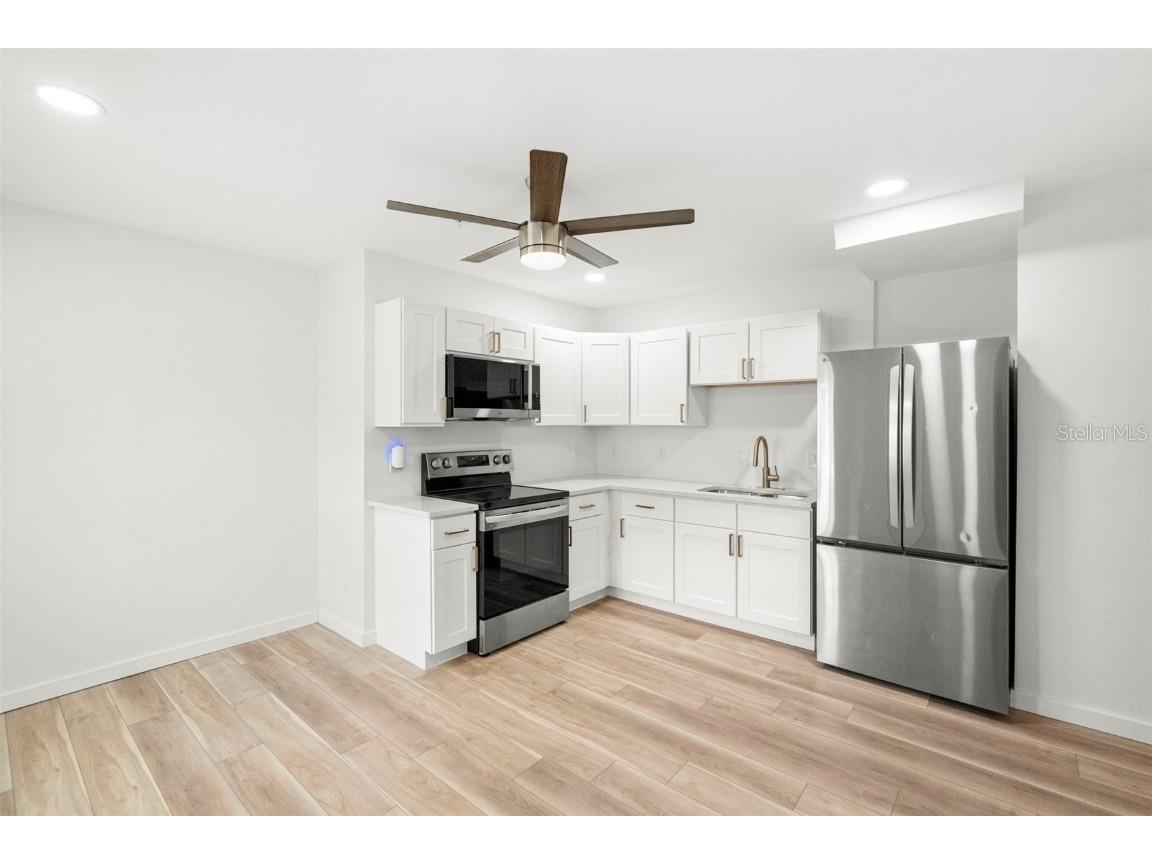 3103 16th Street N Saint Petersburg FL 33704 TB8449162 image48