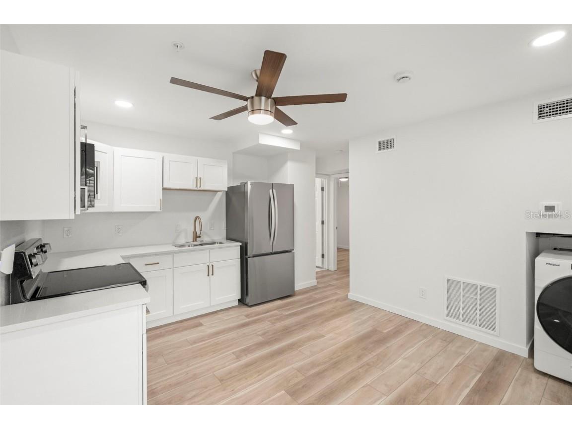 3103 16th Street N Saint Petersburg FL 33704 TB8449162 image50