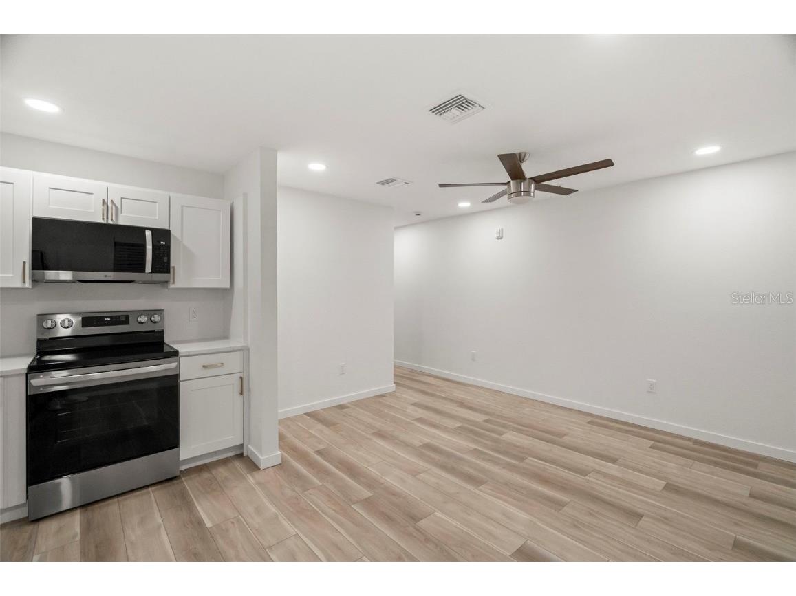 3103 16th Street N Saint Petersburg FL 33704 TB8449162 image6