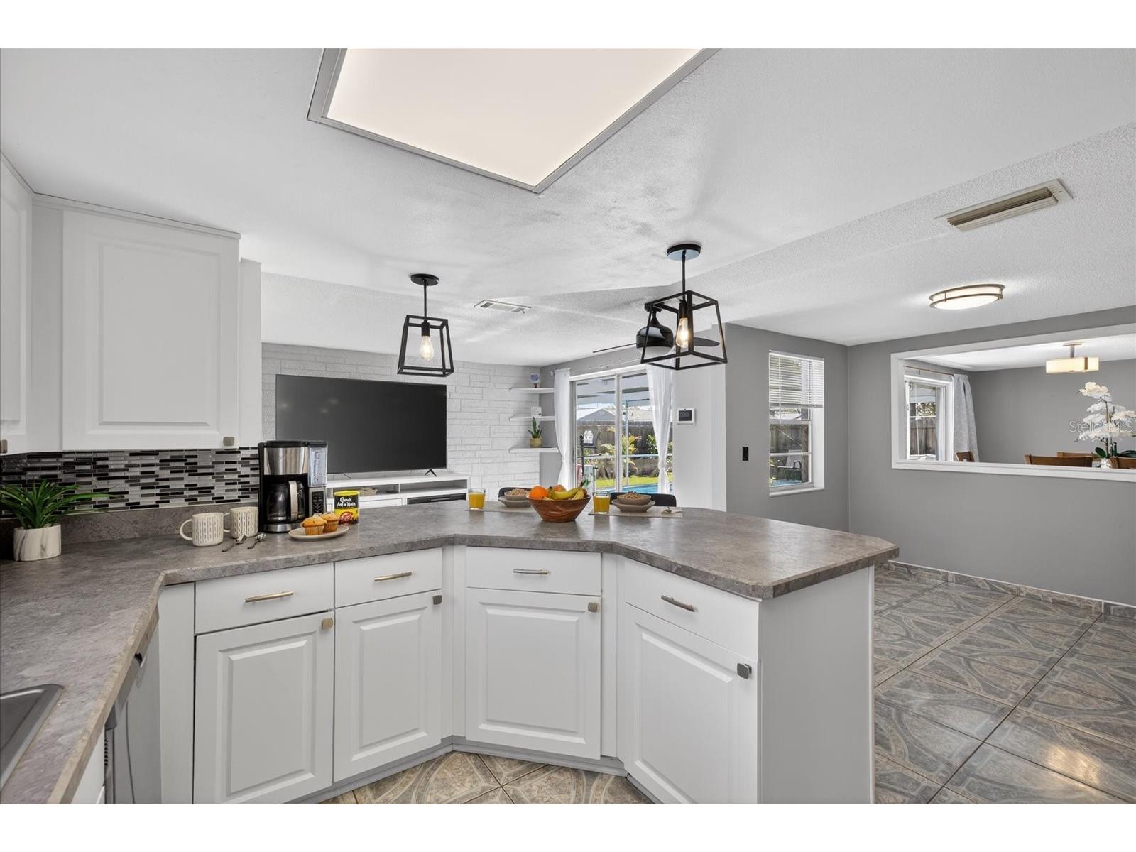 3103 Bright Drive Holiday FL 34691 TB8501747 image5