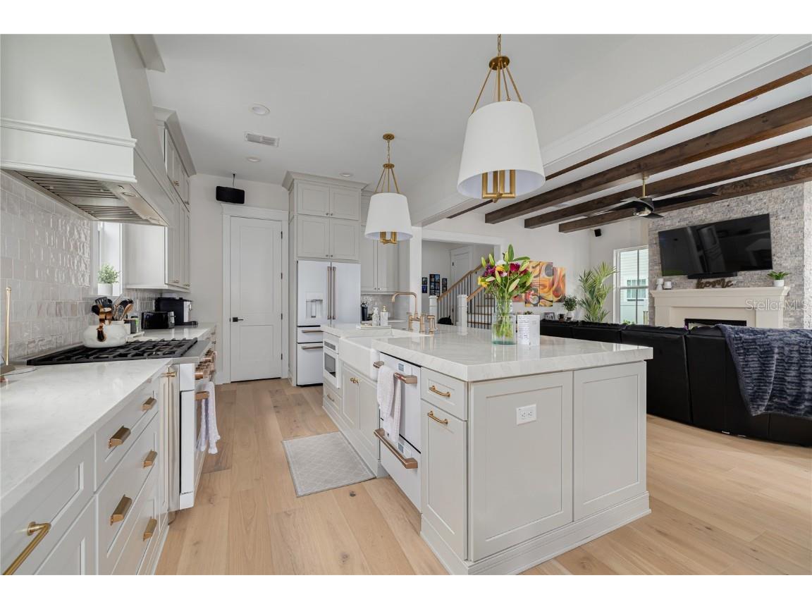 3104 11th Street N Saint Petersburg FL 33704 TB8453123 image10