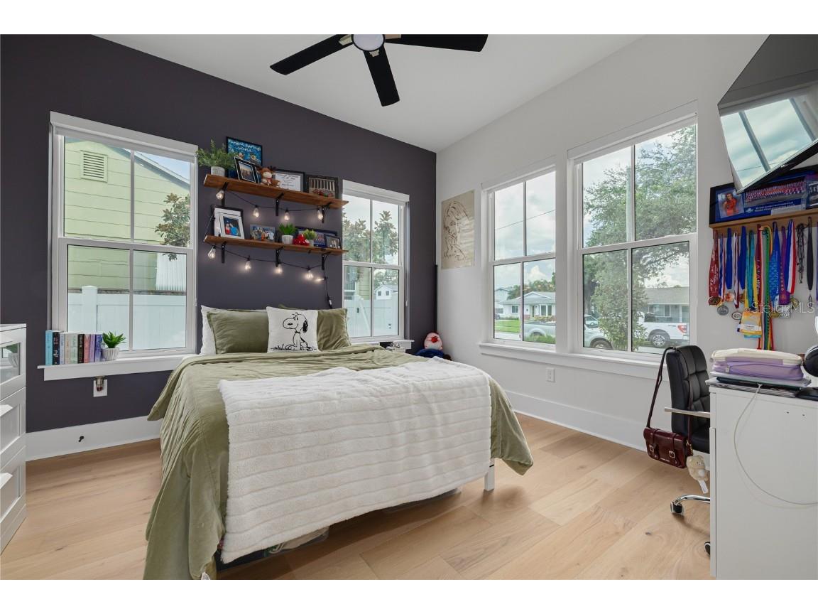 3104 11th Street N Saint Petersburg FL 33704 TB8453123 image16