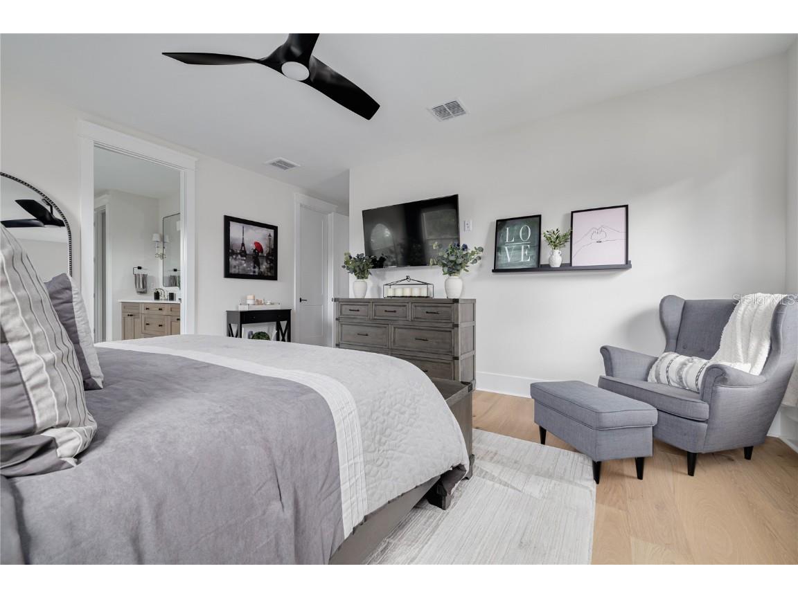 3104 11th Street N Saint Petersburg FL 33704 TB8453123 image20