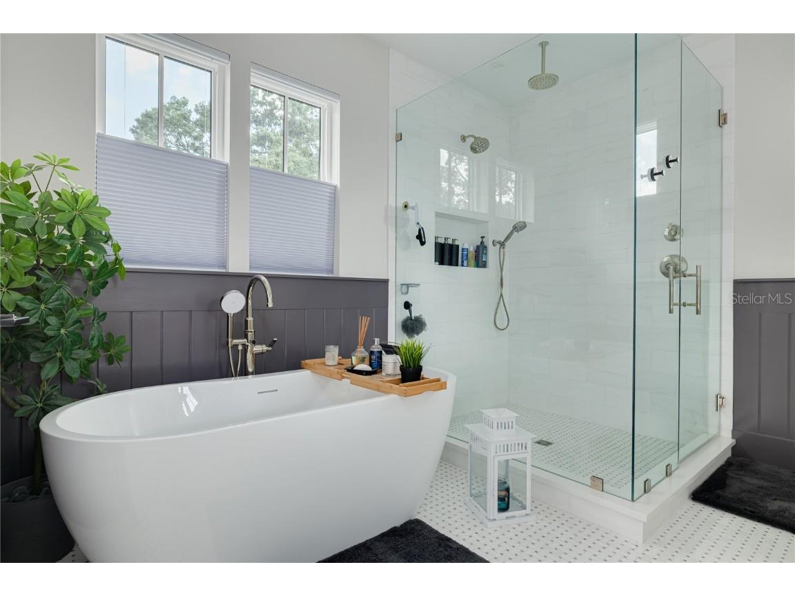 3104 11th Street N Saint Petersburg FL 33704 TB8453123 image22