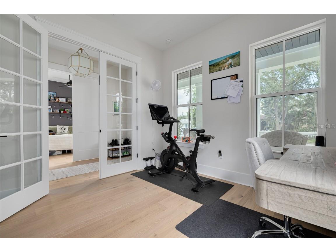 3104 11th Street N Saint Petersburg FL 33704 TB8453123 image4