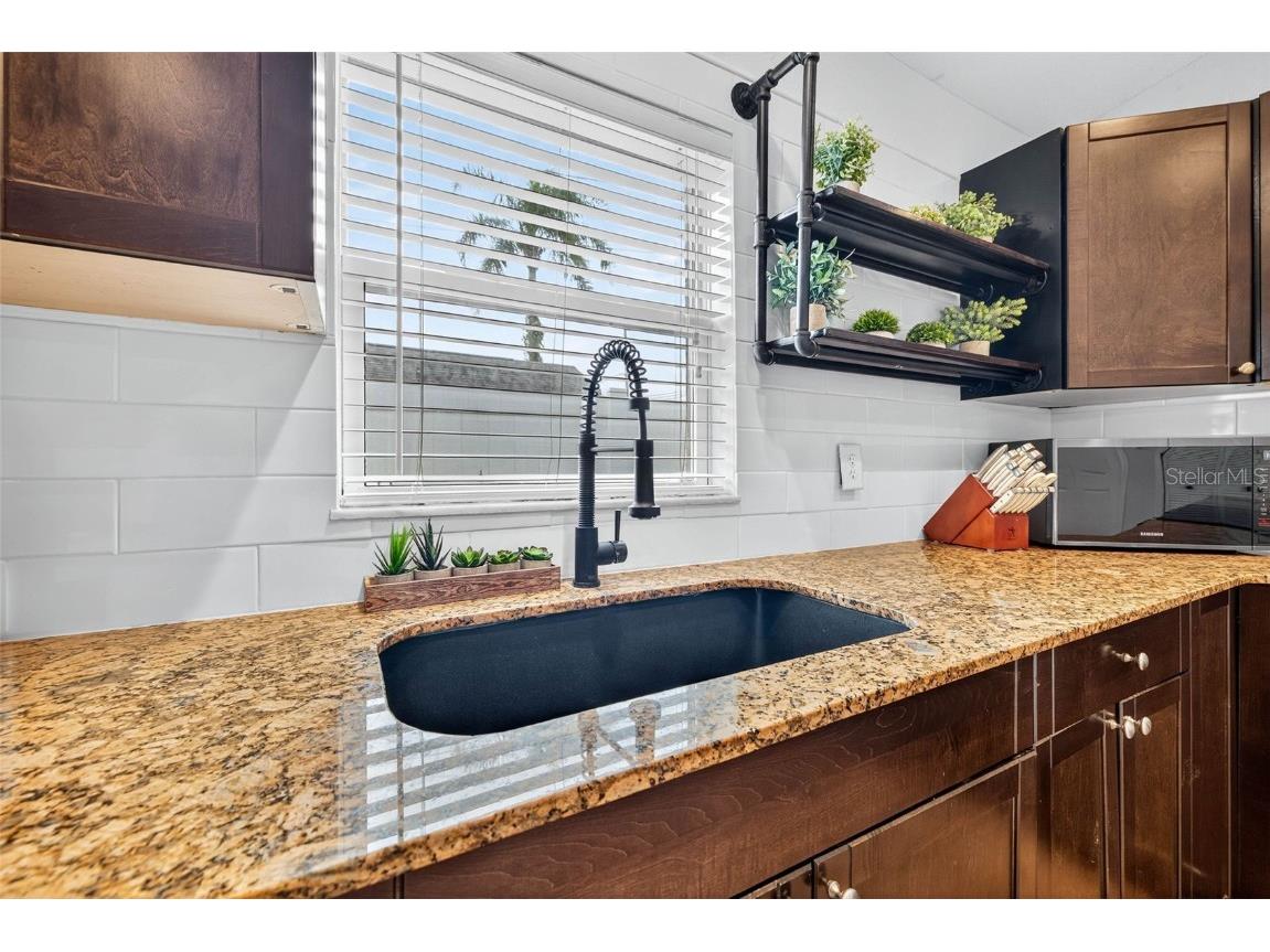 3104 15th Street N Saint Petersburg FL 33704 TB8442624 image11