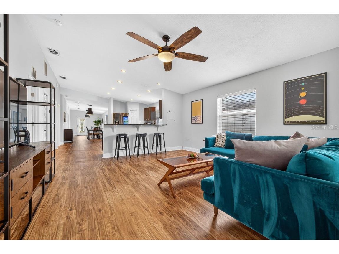 3104 15th Street N Saint Petersburg FL 33704 TB8442624 image15