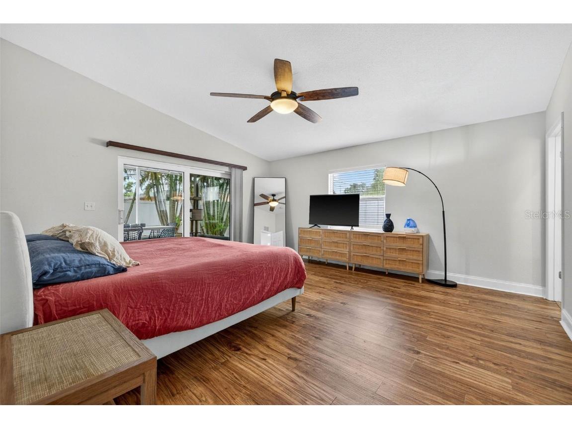 3104 15th Street N Saint Petersburg FL 33704 TB8442624 image18