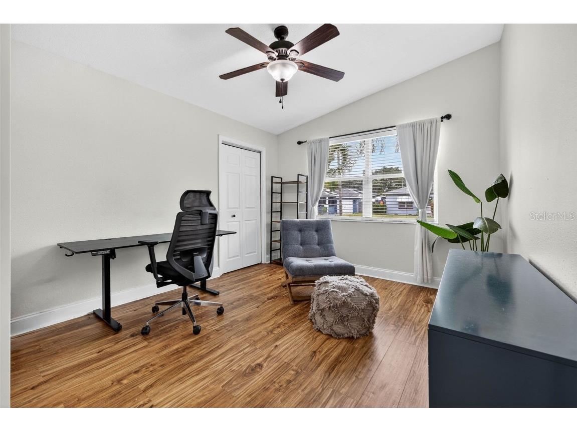 3104 15th Street N Saint Petersburg FL 33704 TB8442624 image23