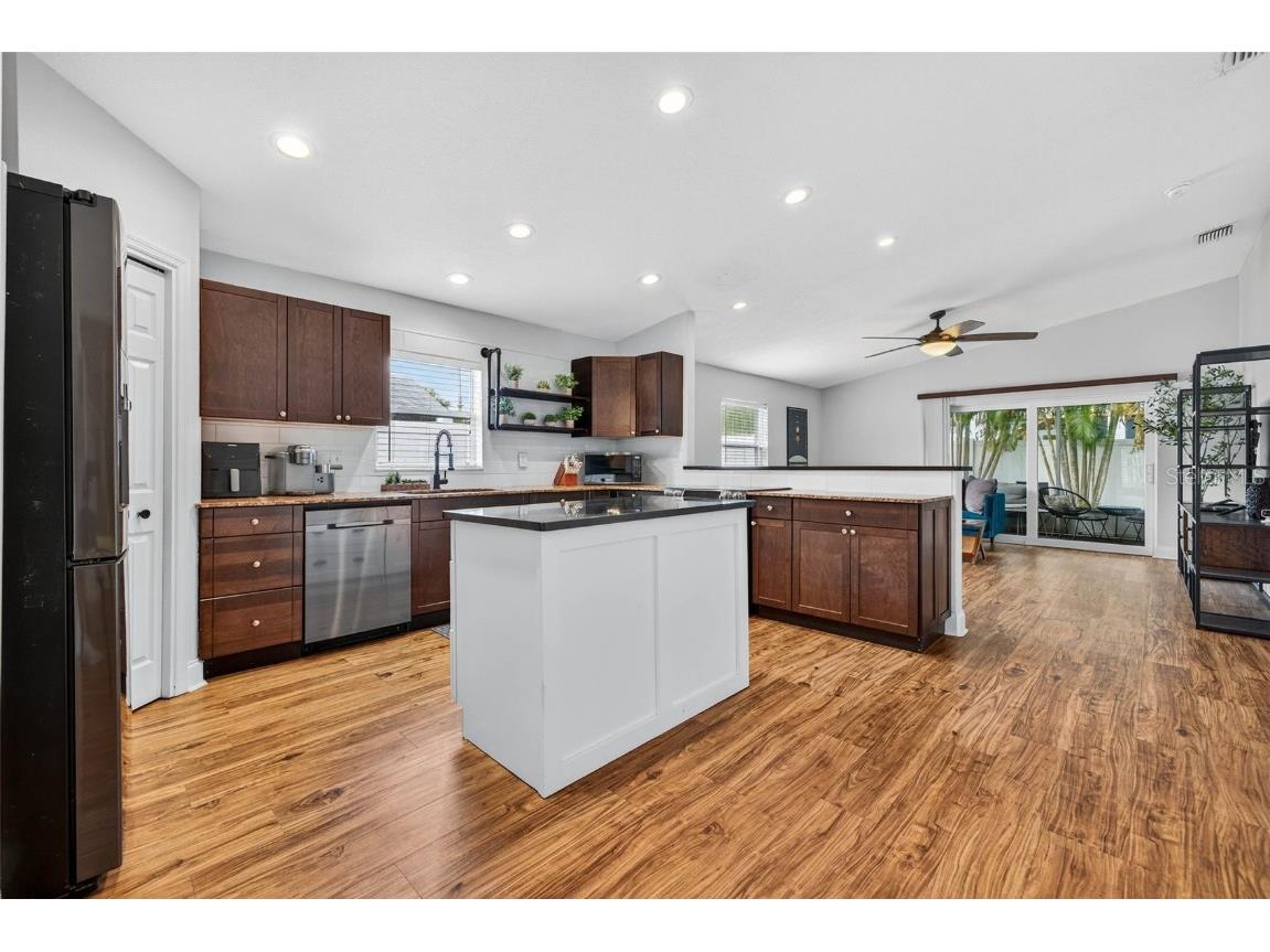 3104 15th Street N Saint Petersburg FL 33704 TB8442624 image6