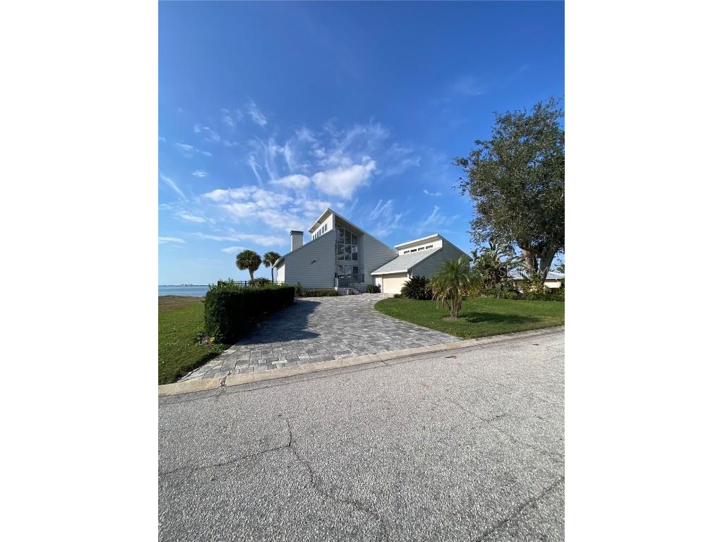 3104 Bay Drive Bradenton FL 34207 - SARASOTA BAY A4638398 image1