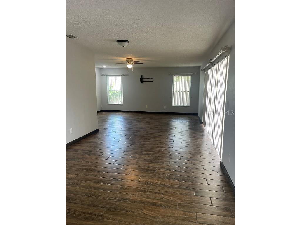 3104 Elderwood Place Seffner FL 33584 TB8434295 image2