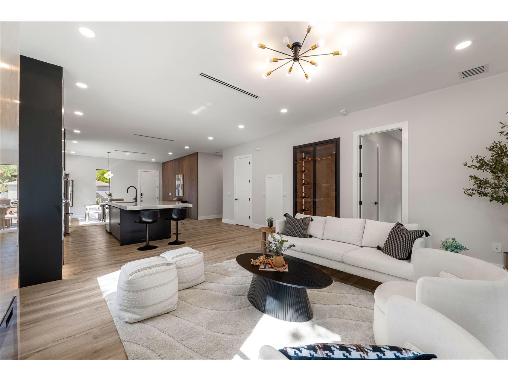 3104 W Pine Street Tampa FL 33607 TB8491193 image15