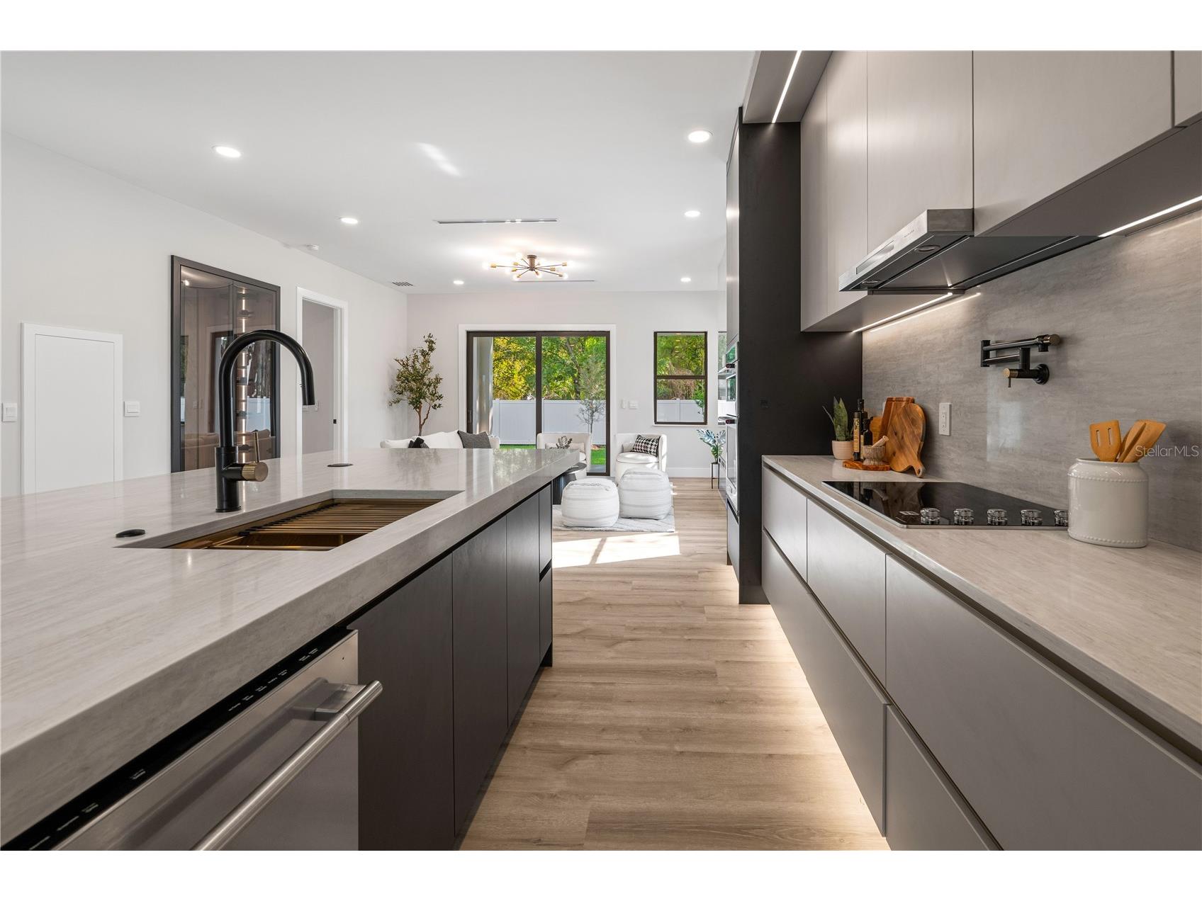 3104 W Pine Street Tampa FL 33607 TB8491193 image18