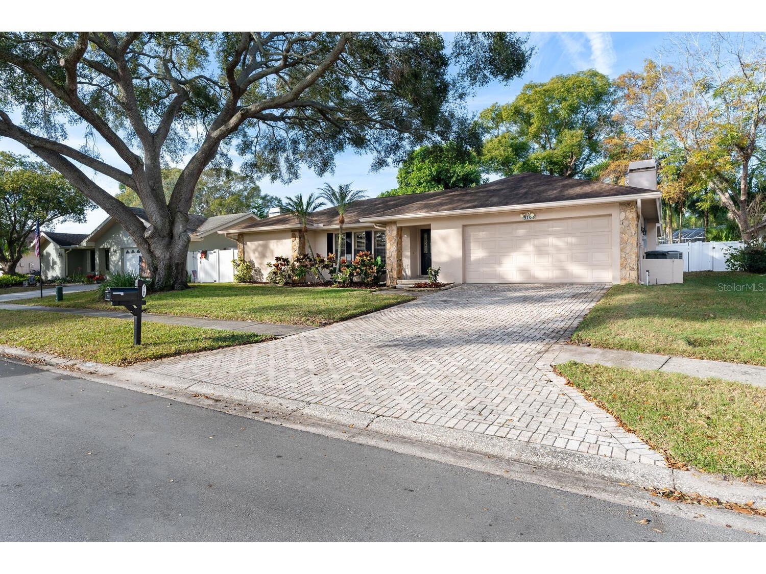 3105 Glenwood Court Safety Harbor FL 34695 TB8460790 image1