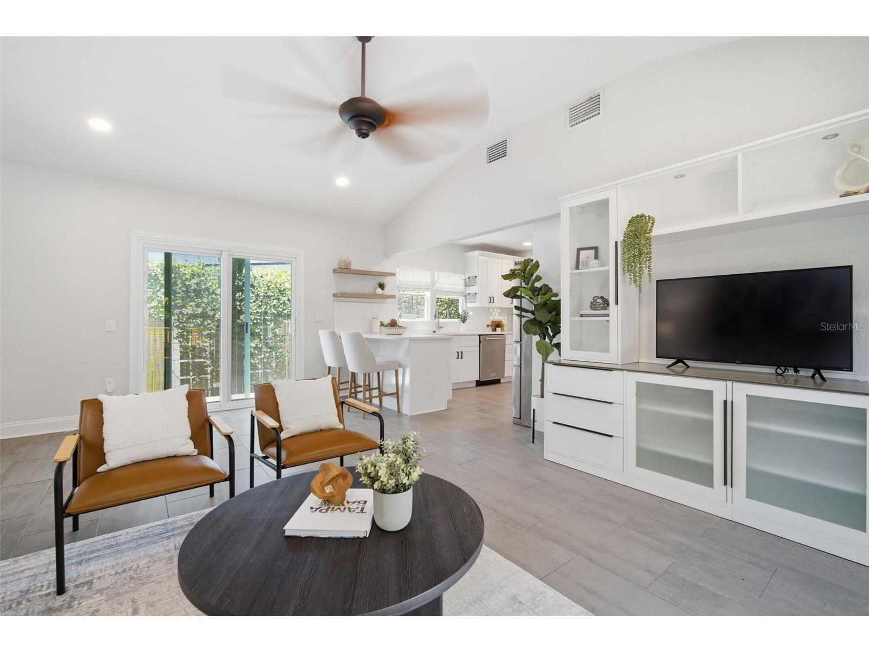 3105 Jackson Street N Saint Petersburg FL 33704 TB8504416 image35
