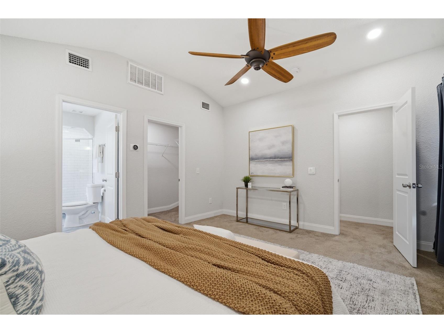 3105 Jackson Street N Saint Petersburg FL 33704 TB8504416 image47