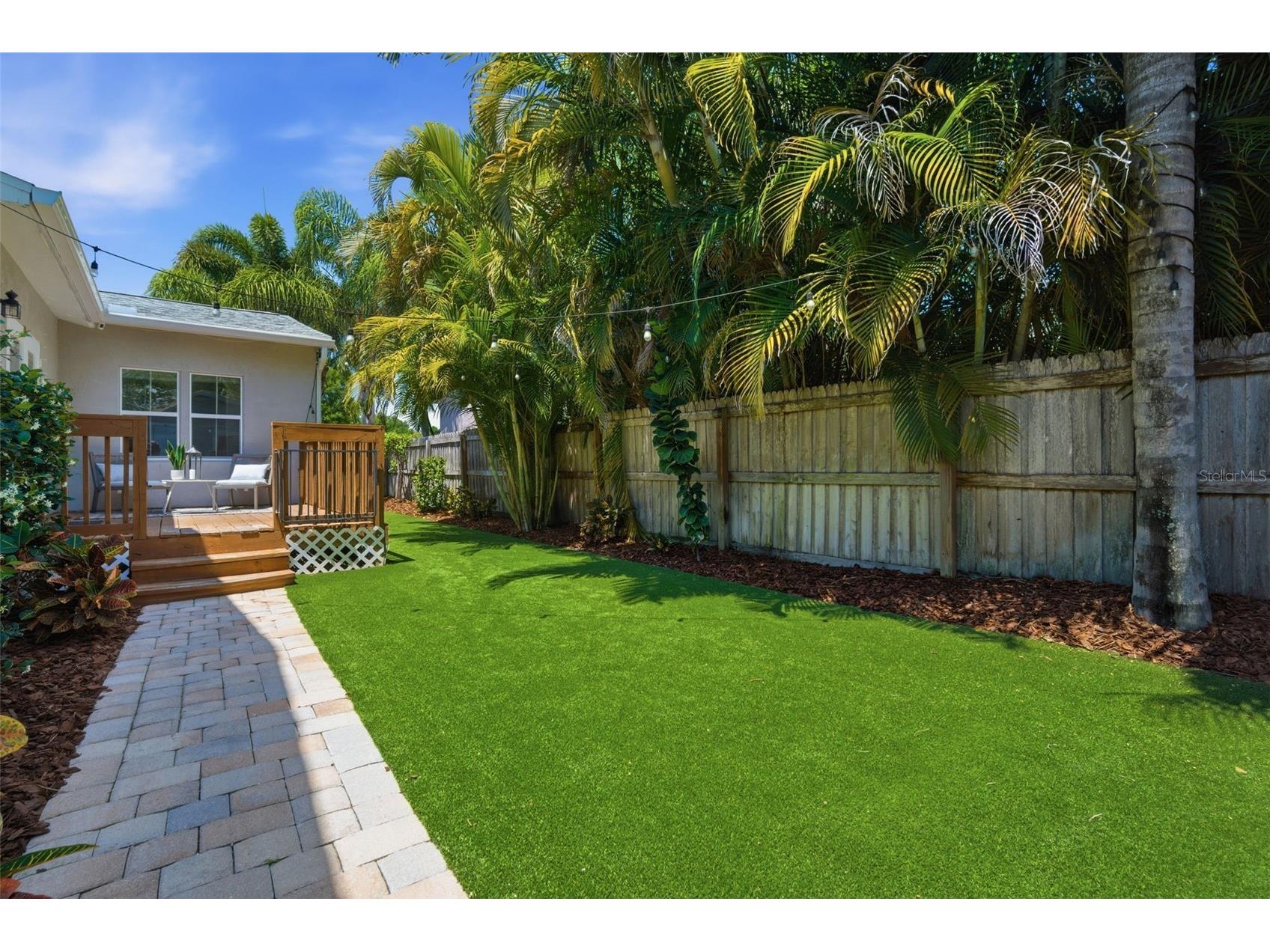 3105 Jackson Street N Saint Petersburg FL 33704 TB8504416 image60