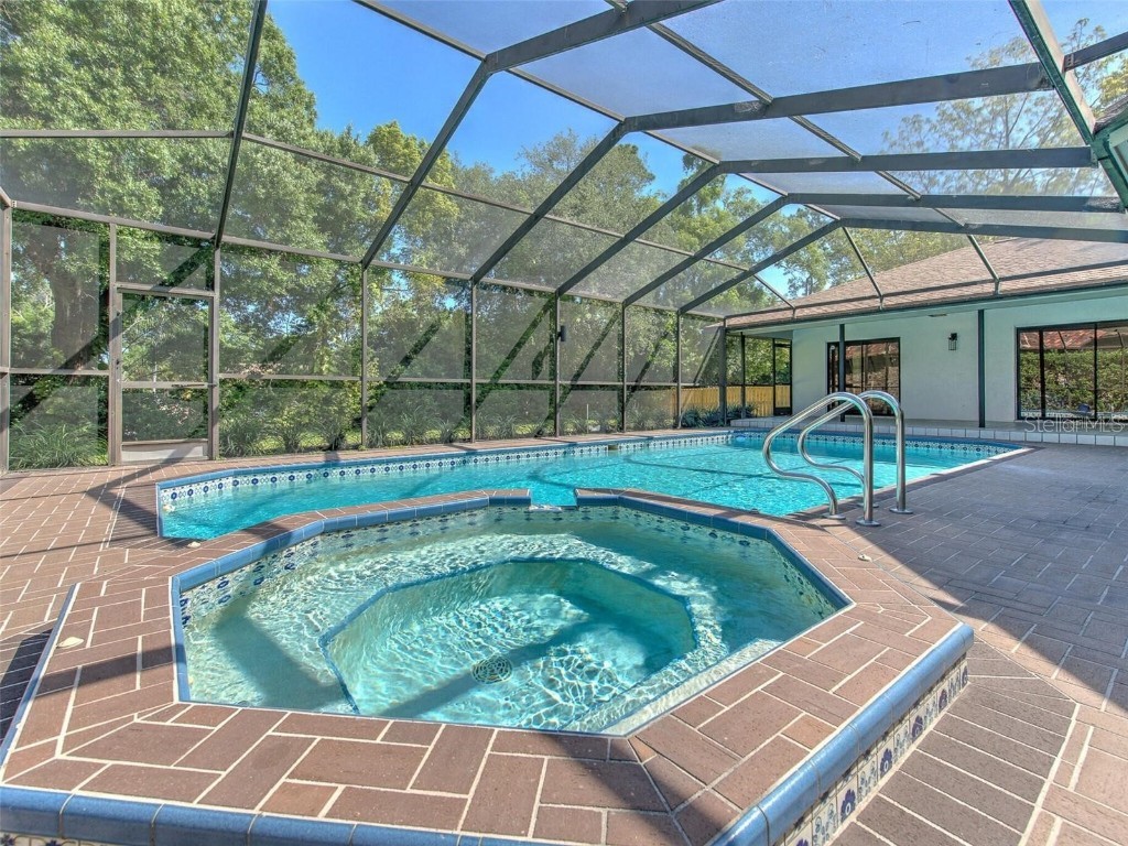 3105 Mossvale Lane Tampa FL 33618 TB8441715 image36