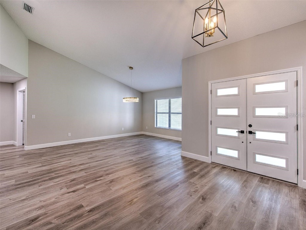 3105 Mossvale Lane Tampa FL 33618 TB8441715 image5